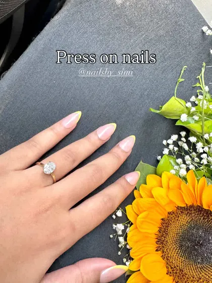 The most trending summer colors in French nails: butter yellow and icy blue. Which one would you choose for your press-on set?
