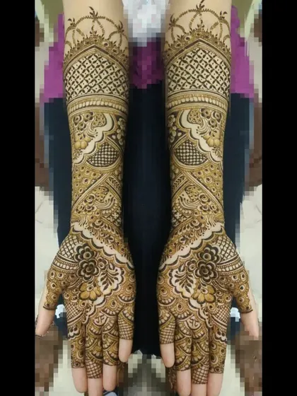 A classic and symmetrical full bridal design, featuring traditional motifs and geometric patterns for a timeless look.