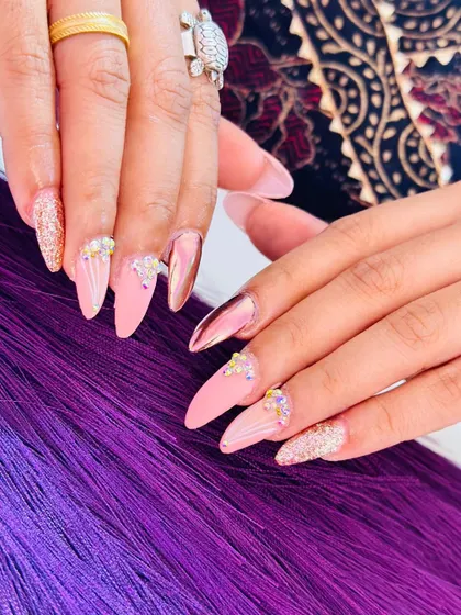 Another angle of this multi-textured pink and rose gold set, showing the chrome and glitter details.