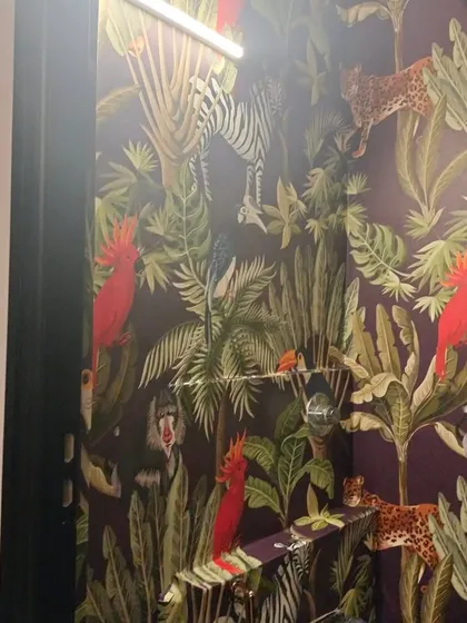 Another view of the dark jungle wallpaper.