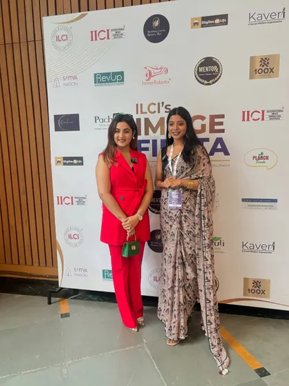 Attending the IICI Image Fiesta, surrounded by incredible people from the industry. Here I am with a fellow attendee, connecting and sharing our passion for style and image consulting.