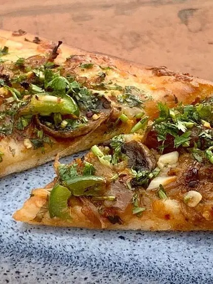 Here are a few slices of my weekend special, the BBQ Pulled Pork pizza. It’s a perfect combination of my eight hour cooked pork, fresh mozzarella, caramelised onions, and peppers on a delicious crust.