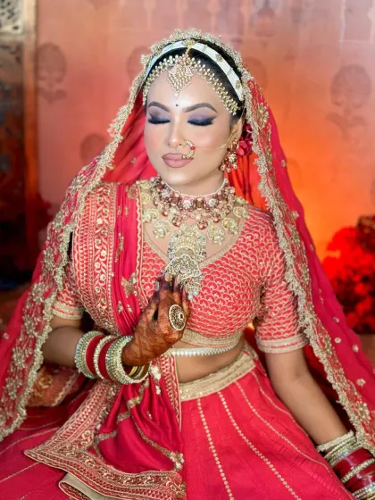 Eyes closed, the makeup speaks for itself. This showcases the smooth eyeshadow blending and the precise application of lashes, essential skills for any pro MUA.