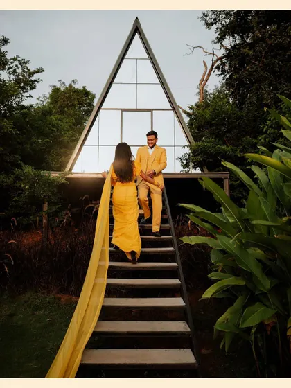 A duplicate of the fairy-tale moment on the stairs of the A-frame house, a truly magical shot.