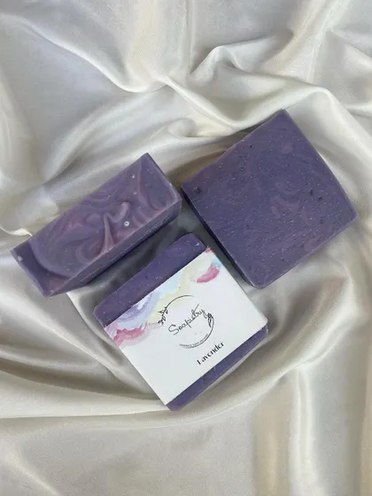 A classic Lavender soap. The gentle purple swirls and calming scent make this a timeless favorite for relaxation.