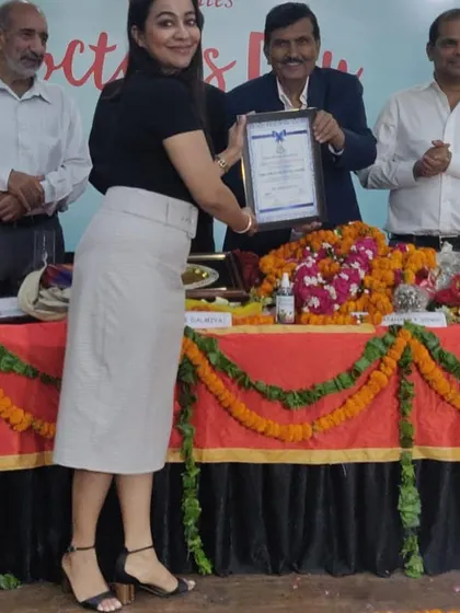 Receiving the Swasthya Ratan Award on Doctor's Day from the Delhi Medical Association was a proud moment. It reinforces my dedication to patient health and my mission to spread awareness about proper skin and scalp hygiene.