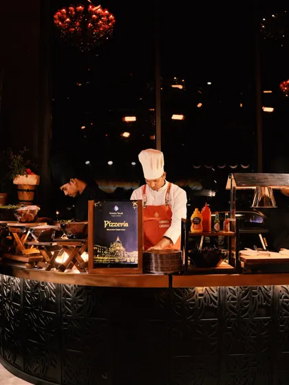 We love creating themed culinary corners that become a highlight of the event. Our live Pizzeria station brings the authentic taste and theatre of Italian pizza-making, offering guests a fresh, interactive, and engaging dining experience.