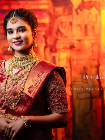 This bride looks radiant in our multi-piece temple jewellery set. You can see how the choker, haram, and matha patti work together to create a cohesive look.