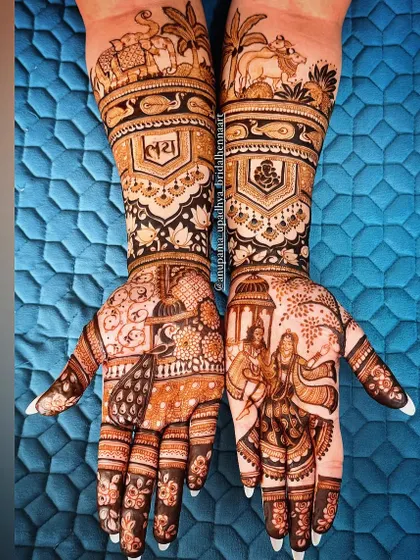 This bride's engagement mehandi was inspired by her lehenga. I incorporated its cow and Pichwai theme, along with other aesthetic symbols, to create a cohesive and deeply personal design.