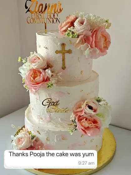 The client's feedback on the First Holy Communion cake was simple and sweet: "the cake was yum." A beautiful cake must always be delicious.