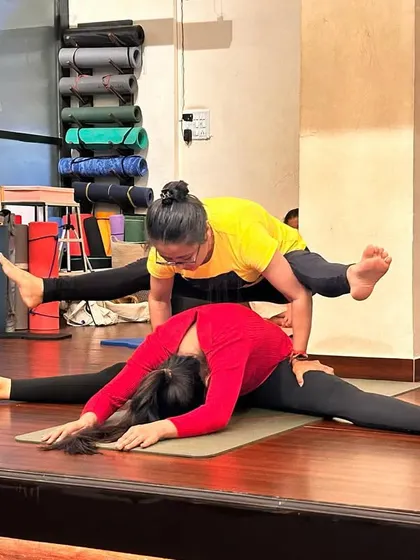 Happy birthday gorgeous. Celebrating a student's birthday with a fun partner pose in the studio.