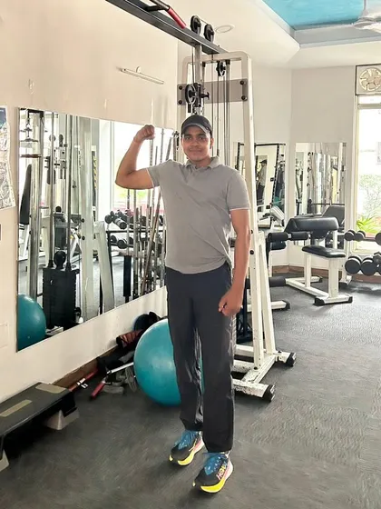 Bicep flex.