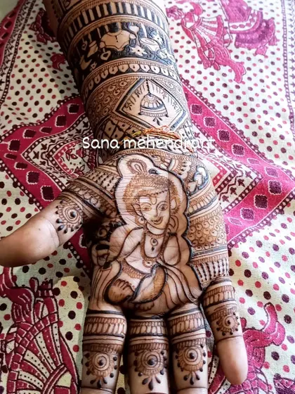 A single-hand design for a baby shower, featuring a portrait of little Krishna, perfect for a smaller, more intimate celebration.
