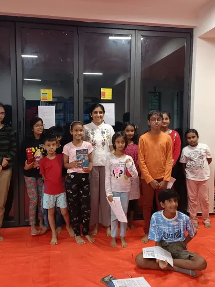 The whole group of junior detectives posing with author Pika Nani. What a fantastic and memorable day!