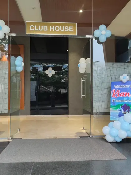 The entrance to the Sonic themed party at a clubhouse venue.
