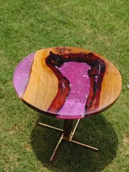 A collection of beautiful river tables made by students in my Mumbai workshop. It shows the variety of colors and styles that can be achieved with the right guidance.