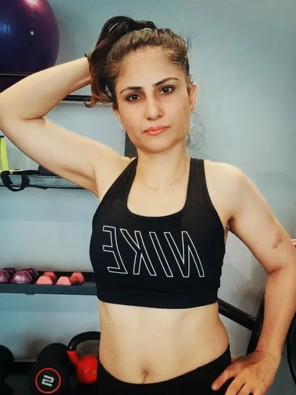 Consistency is the key to achieving your fitness goals. Motivation fades, but discipline is what carries you through. It all starts with your mindset.