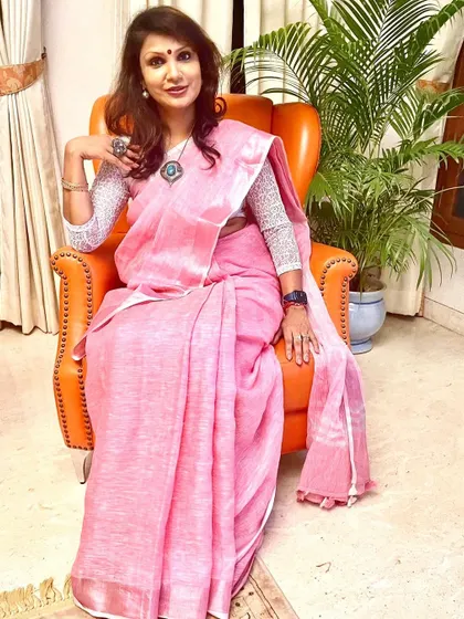 A throwback to a speaker session on Health and Nutrition at Christ College. I often choose a saree for formal events, as it represents both professionalism and my cultural roots.