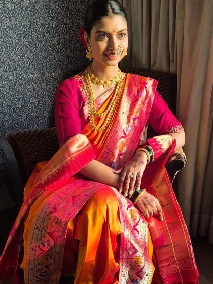 Another look at the radiant bride Apoorva. The traditional Maharashtrian dhoti drape is a symbol of strength and grace, and I ensure it is draped for both beauty and comfort.