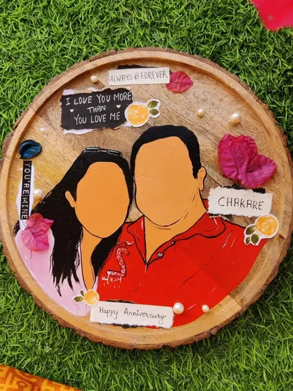 A custom faceless portrait painted on a slice of wood. This unique style focuses on color, form, and personal details to capture the essence of a couple, making for a very modern and artistic anniversary gift.