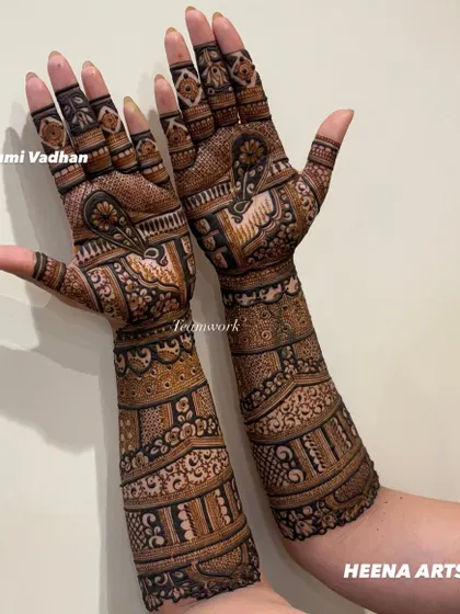 An intricate and full design created for the groom's sister, because the bride's squad isn't the only one that gets to have fun.