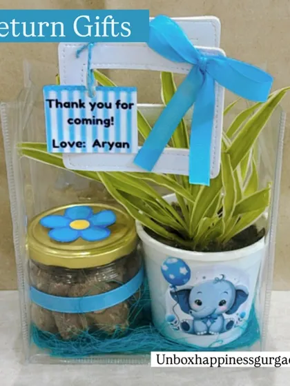 This image highlights the compact and cute design of the plant-based return gift, ideal for any event.