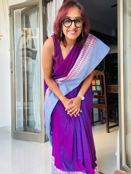 A full-length shot of my gorgeous purple and blue handloom sari. I love the elegance and comfort of traditional Indian weaves.