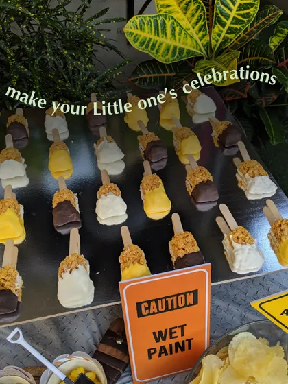 "Wet paint" themed popsicles for a construction party. These creative details are what make our LFC Littles parties so special and memorable.