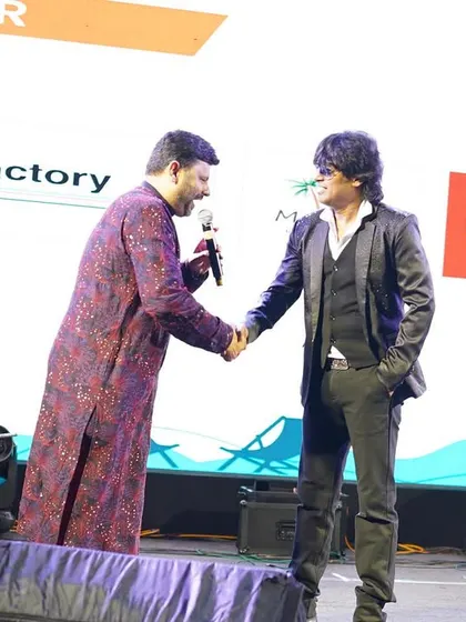 Being felicitated on stage at the pre-EMAA event. I am always humbled by the appreciation from my clients and industry peers.