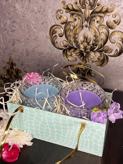 The 'Unicorn' hamper with two crystal candles in a stylish croc-print box. You can also mix and match, choosing one candle and one jar of dry fruits or chocolates.