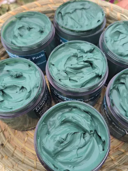 The deep green-blue color of the Charcoal pack comes from the natural clays and activated charcoal I use.
