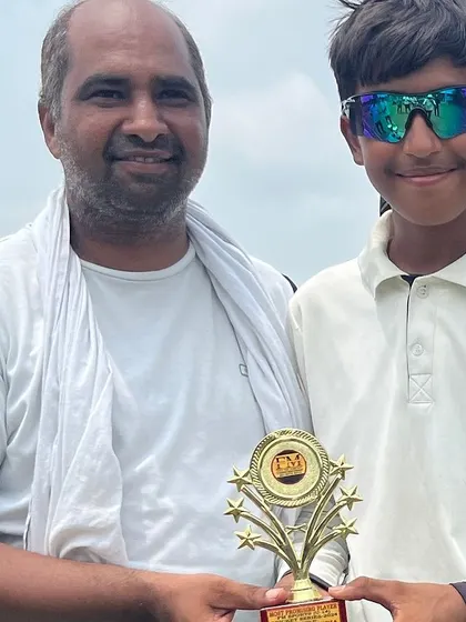 One of our junior champs receiving his award for a great performance in the series.