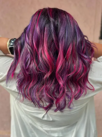 The back view of this stunning pink and purple look. The waves show off the beautiful color melt. (No filter)
