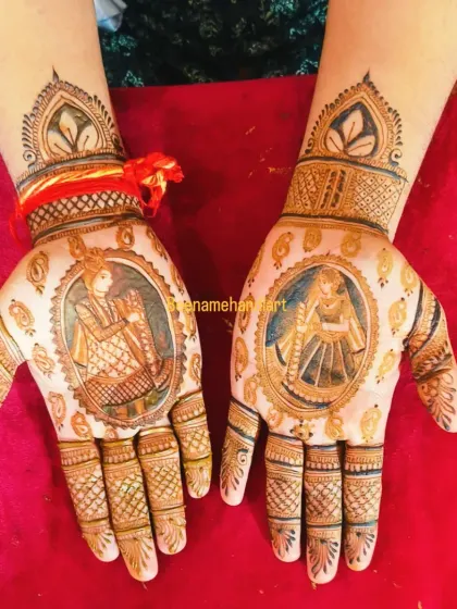 Portraits aren't just for the bride! Here are matching bride and groom portraits on the palms, a wonderful way for the couple to share in the mehandi tradition.