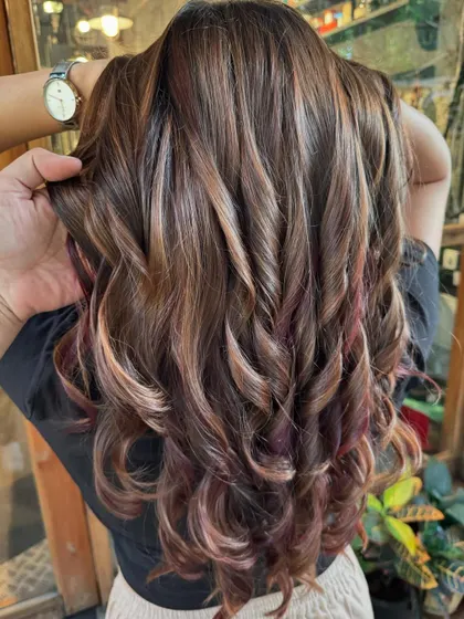 A close-up of the spiced plum wine tones. The color is so rich and perfect for a subtle pop. (No filter)
