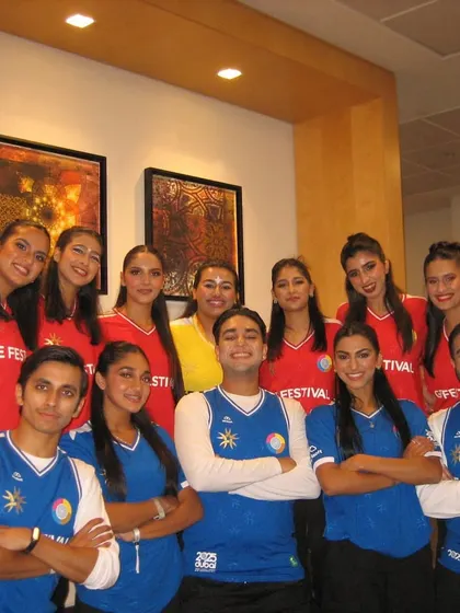 The team! A group photo with some of the amazing dancers from the Dubai Global Encounters Festival.