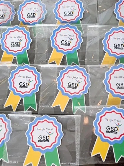 Custom award ribbons designed for the Google Cloud GSD Symphony event. These small details help reinforce branding and make employees feel recognized.