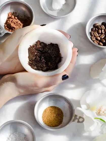 Our most-loved coffee manicure helps nourish your skin, reduce sun damage, and boost collagen. It's no wonder this is one of our best sellers.
