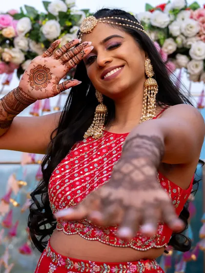 The bride showing off her beautiful henna design.