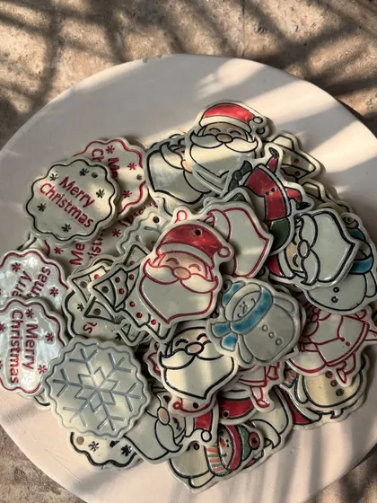 Sometimes the smallest things hold the most meaning. These little ceramic Christmas charms are perfect for gifting, decorating, or adding a little sparkle to your gift wrapping.