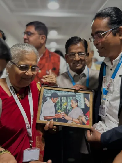 A closer look at the moment I shared with Sudha Murty. It is a blessing to connect with such inspiring individuals on my journey.