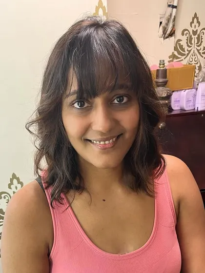 Shivani's new look is soft, modern, and stylish.