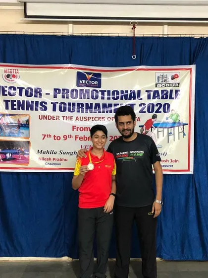 Vaidehi Chogle with her bronze medal from the U-17 event at the Vector tournament. A great performance and a well-deserved place on the podium.