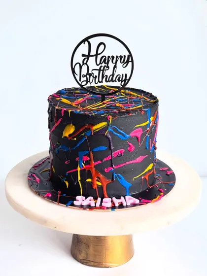 An abstract splatter art cake for Saisha's birthday. When you want something bold, fun, and totally unique, a design like this is the perfect choice.