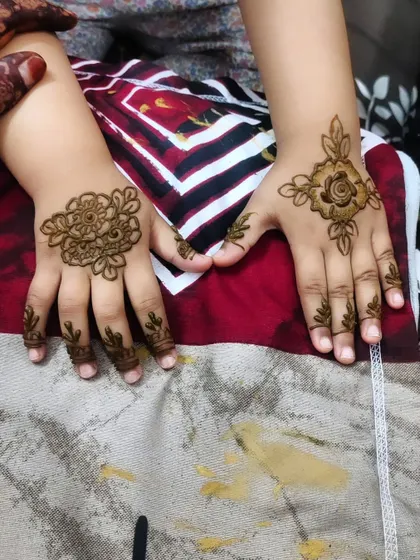 Simple and cute floral designs, perfect for kids or for guests who want just a touch of henna.