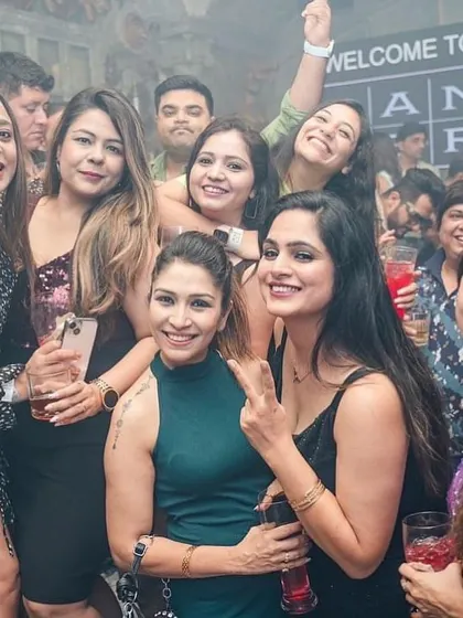 All smiles on the dance floor. Seeing people have a great time is the best reward.