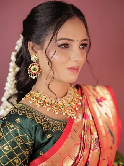 A close-up of the soft, defined makeup.