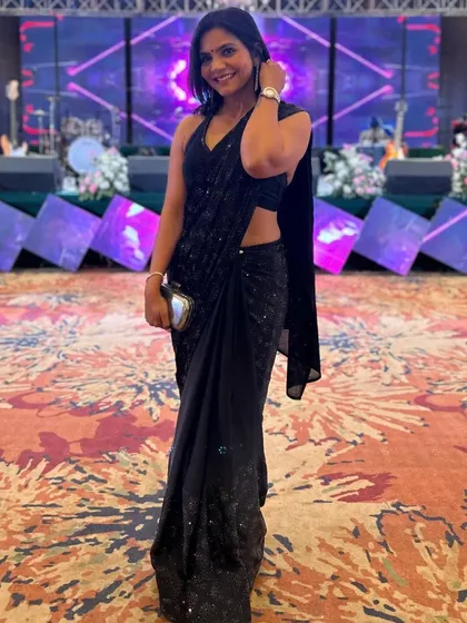 A classic black saree for a friend's wedding. Feeling elegant and strong.