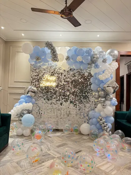 The complete cloud-themed birthday backdrop, perfect for a stylish party.