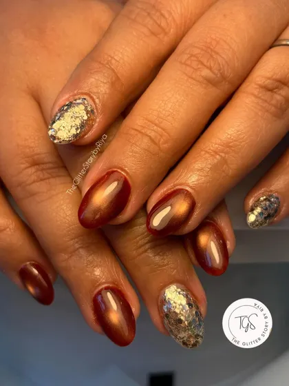 A full view of the copper and silver glitter combination. The warm copper and cool silver create a striking and unexpected contrast.
